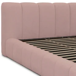 Cama Maeve